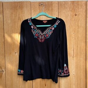 SKULLY Floral Embroidered Long Sleeve T-Shirt Size Medium